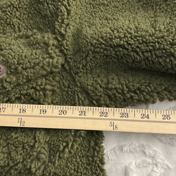NWOT Me Jane Teddy jacket, long, olive green, women’s size medium. - Picture 5 of 7